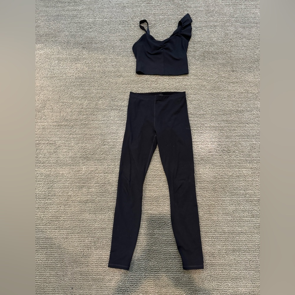Fabletics Black Ruffle Workout Set in SZ S